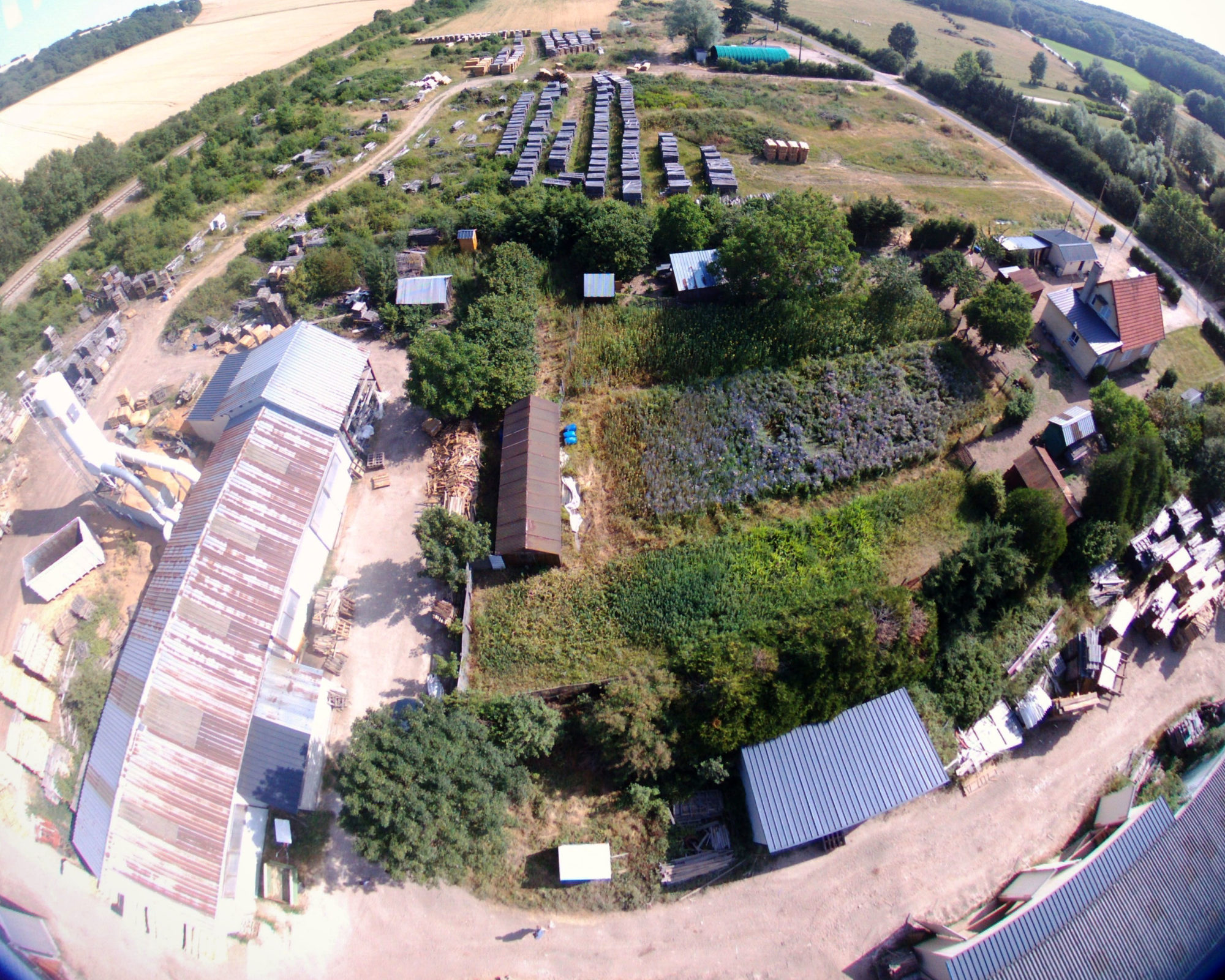 Vue Aérienne de La Scierie et du stock